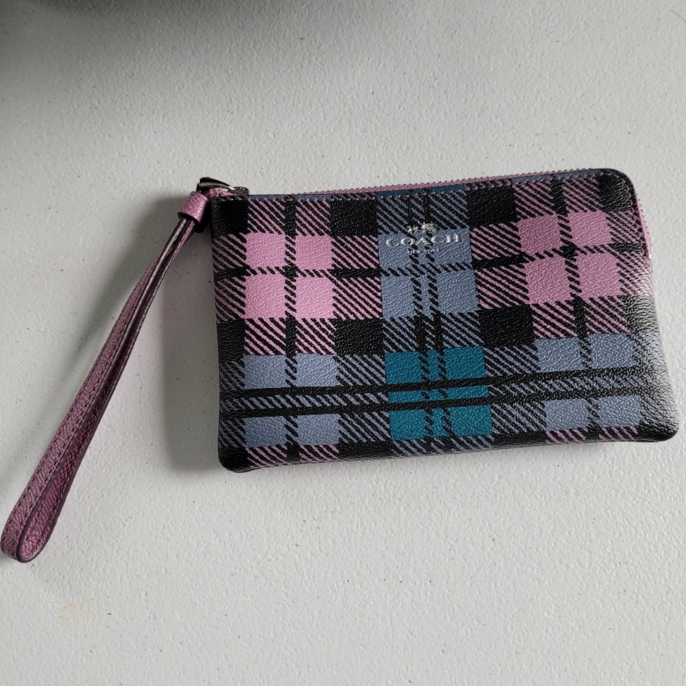 Wristlet